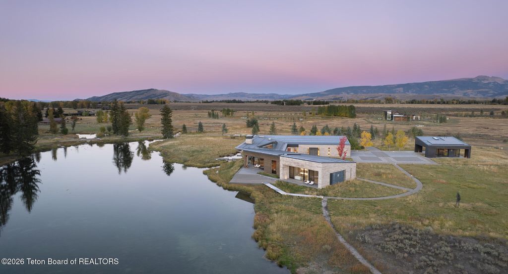 7020 N BAR B BAR RIVER Road, Jackson, WY 83001 photo 4