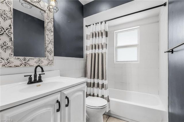 2205 Lotus RD, Fort Myers, FL 33905