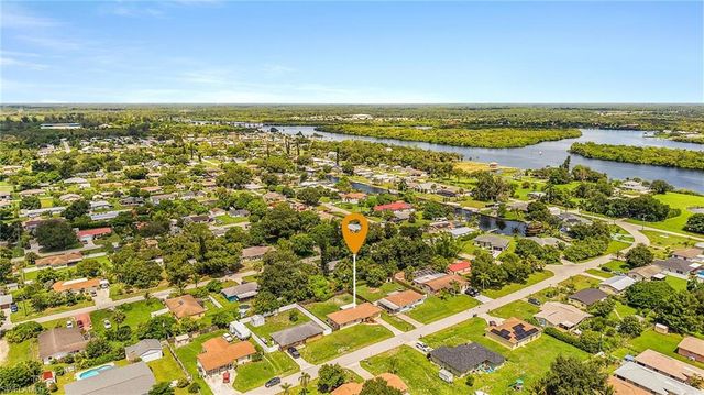 2205 Lotus RD, Fort Myers, FL 33905