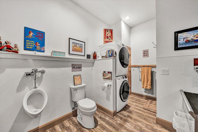2680 Bluewater DR, Moneta, VA 24121