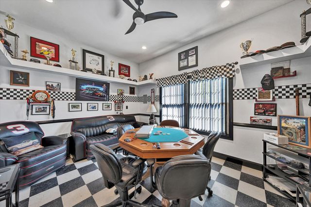 2680 Bluewater DR, Moneta, VA 24121