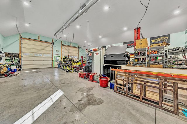 2680 Bluewater DR, Moneta, VA 24121