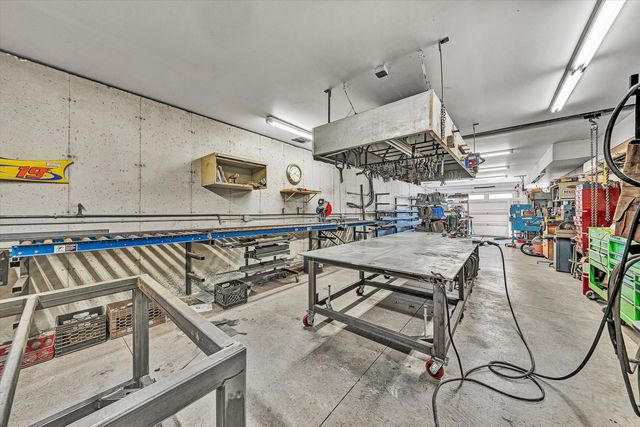 2680 Bluewater DR, Moneta, VA 24121