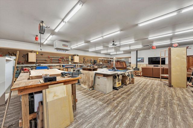 2680 Bluewater DR, Moneta, VA 24121
