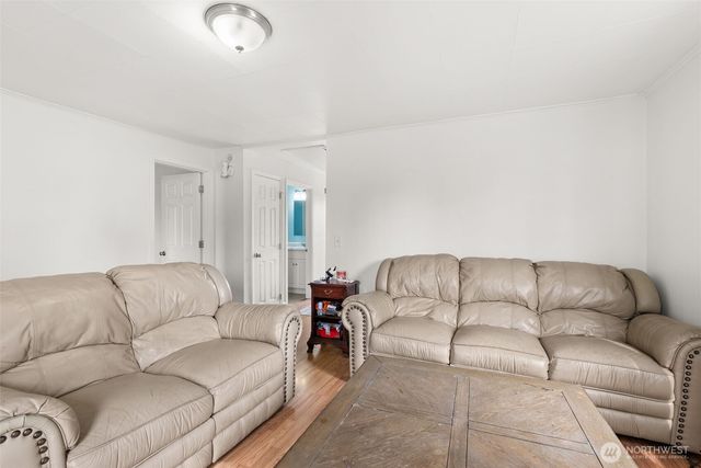 313 Rosewood St, Kelso, WA 98626