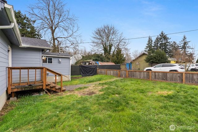 313 Rosewood St, Kelso, WA 98626