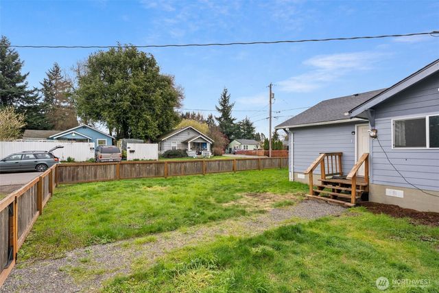 313 Rosewood St, Kelso, WA 98626