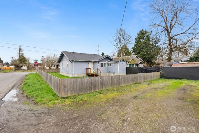 313 Rosewood St, Kelso, WA 98626