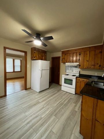 1818 Sunset Ave, Columbia, TN 38401