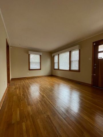 1818 Sunset Ave, Columbia, TN 38401