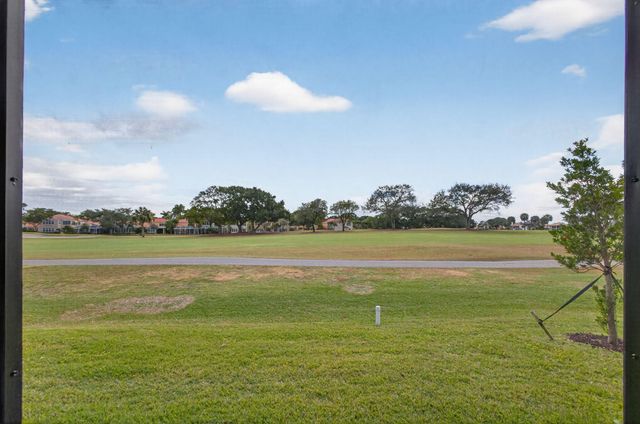 301 Old Meadow Way, Palm Beach Gardens, FL 33418