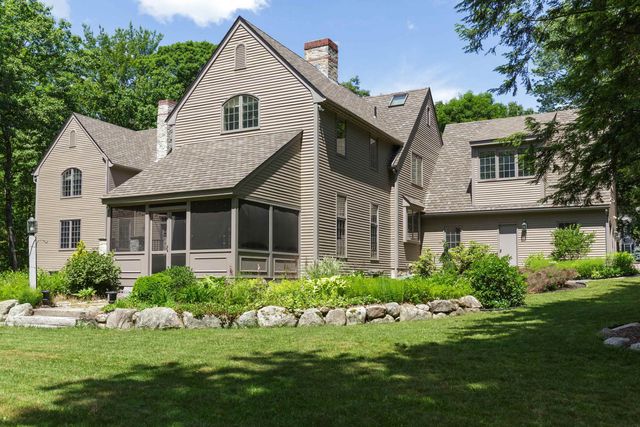 63 Ridge Road, Concord, NH 03301