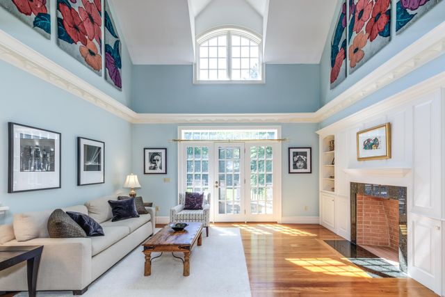 63 Ridge Road, Concord, NH 03301
