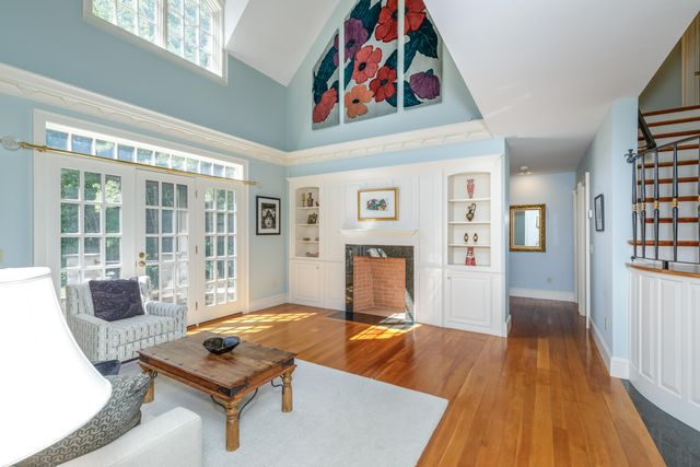 63 Ridge Road, Concord, NH 03301