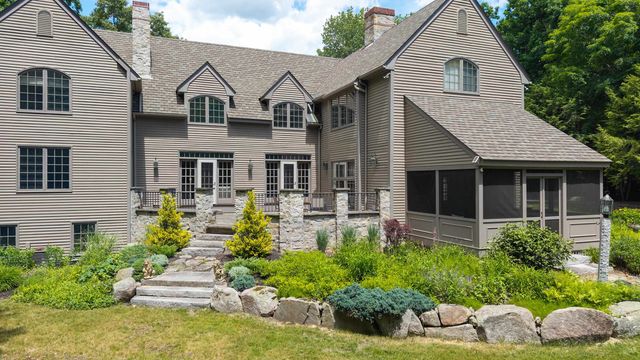 63 Ridge Road, Concord, NH 03301