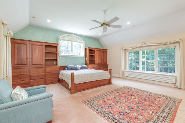 63 Ridge Road, Concord, NH 03301