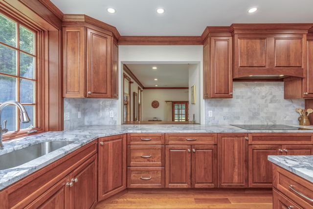 63 Ridge Road, Concord, NH 03301
