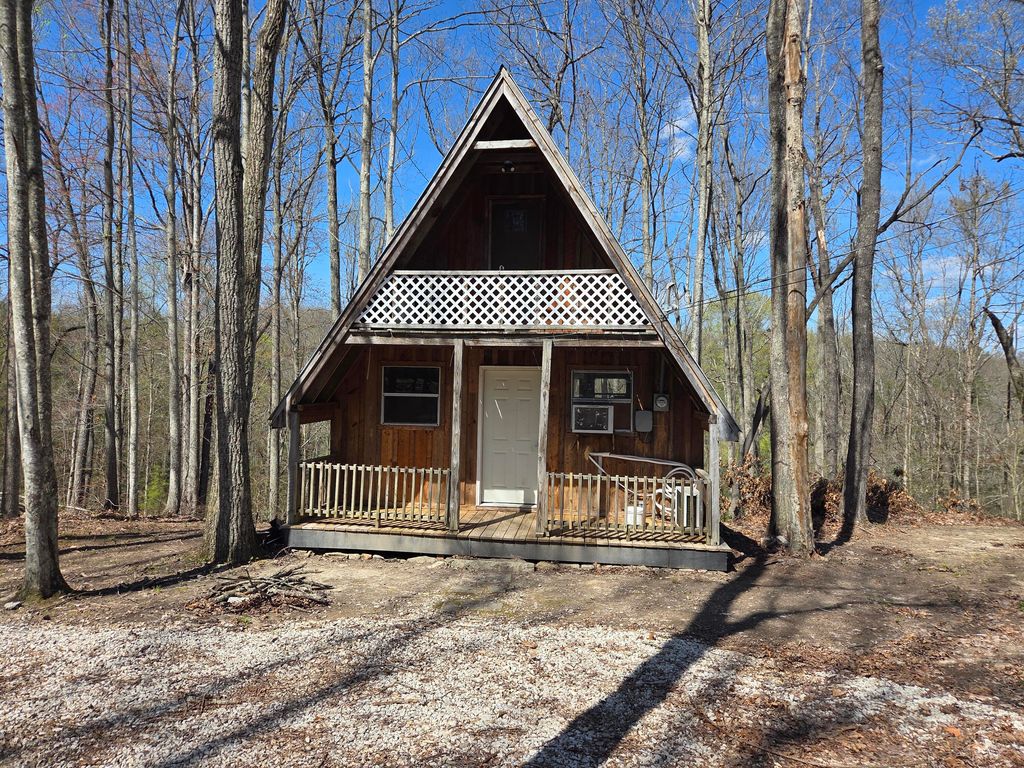 348 Pond Circle Road, Wellington, KY 40387