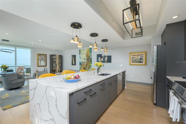 800 N TAMIAMI TRAIL 1217, Sarasota, FL 34236