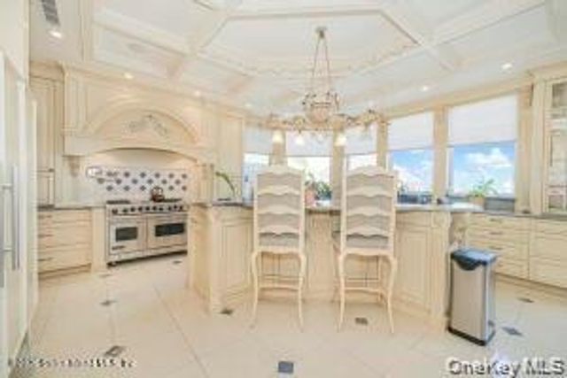 50 Wakefield, Staten Island, NY 10312
