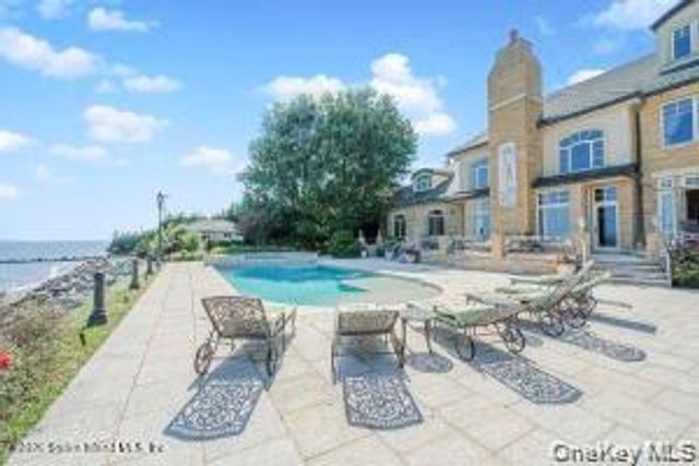 50 Wakefield, Staten Island, NY 10312