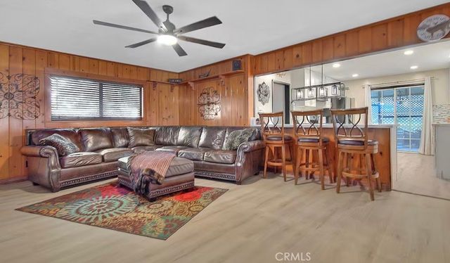 1002 CHEROKEE ST, Fawnskin, CA 92333