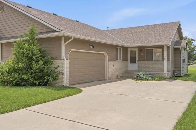 221 S Maize Rd, Wichita, KS 67209