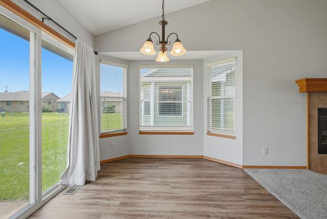 221 S Maize Rd, Wichita, KS 67209