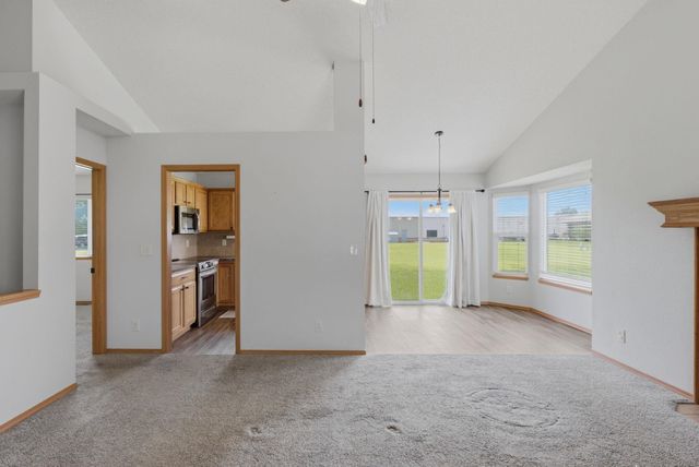221 S Maize Rd, Wichita, KS 67209