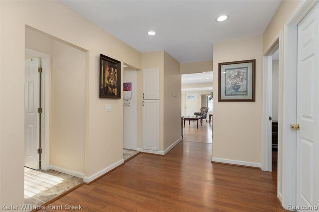 5615 Loveland Street, West Bloomfield, MI 48322