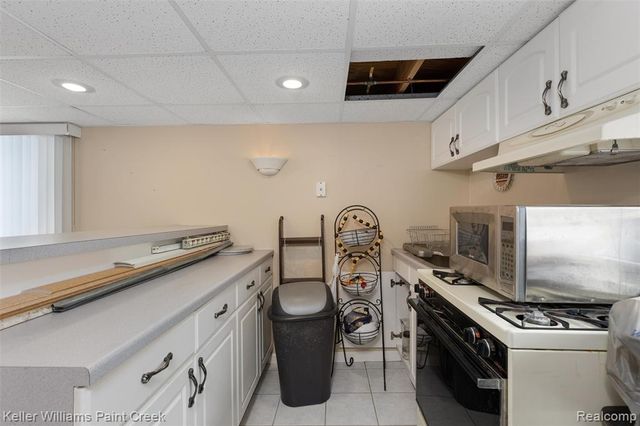 5615 Loveland Street, West Bloomfield, MI 48322