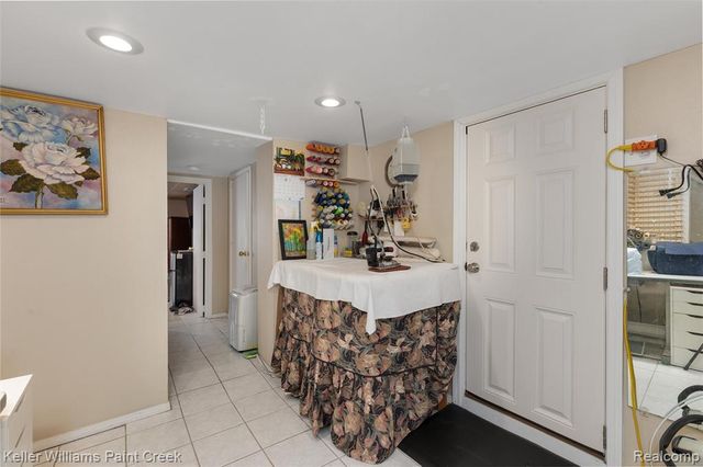 5615 Loveland Street, West Bloomfield, MI 48322