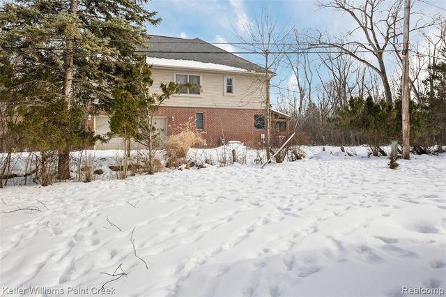 5615 Loveland Street, West Bloomfield, MI 48322