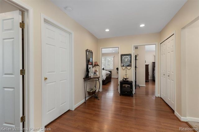 5615 Loveland Street, West Bloomfield, MI 48322