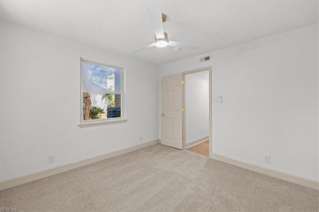 1118 Tall Oak DR, Virginia Beach, VA 23462