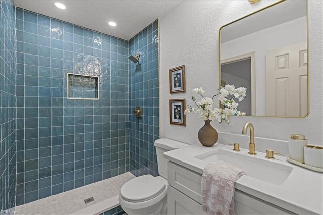 1118 Tall Oak DR, Virginia Beach, VA 23462