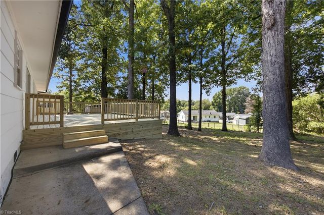3 Woodclub Court, Greensboro, NC 27406