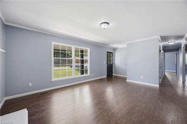 3 Woodclub Court, Greensboro, NC 27406