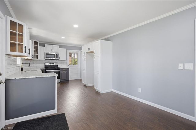 3 Woodclub Court, Greensboro, NC 27406