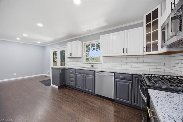 3 Woodclub Court, Greensboro, NC 27406
