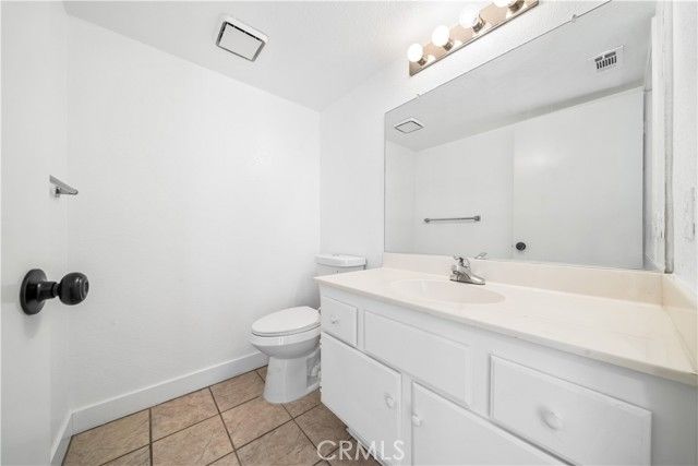 12466 Highgate, Victorville, CA 92395