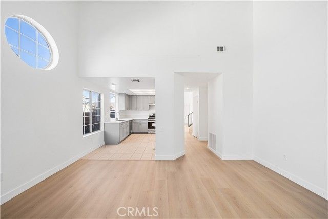 12466 Highgate, Victorville, CA 92395