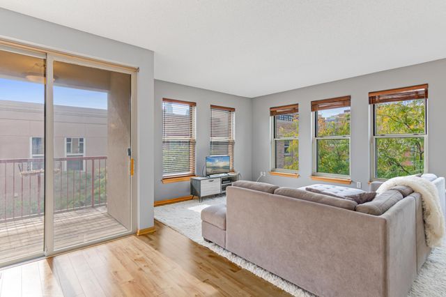 545 N 1st Street 404, Minneapolis, MN 55401