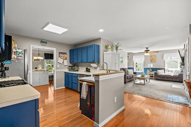 11218 PIEDMONT LANDING DR, Fredericksburg, VA 22407