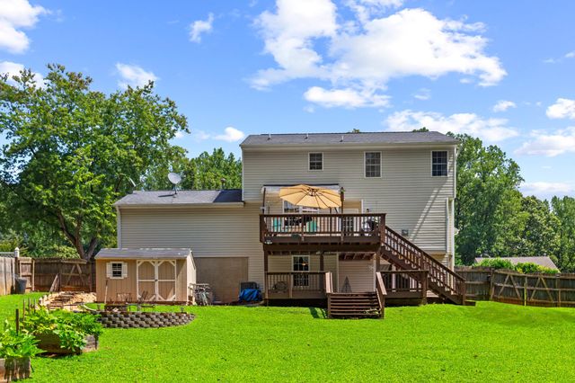11218 PIEDMONT LANDING DR, Fredericksburg, VA 22407