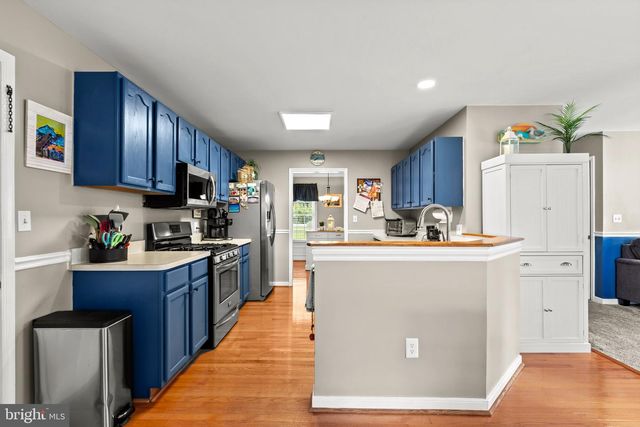 11218 PIEDMONT LANDING DR, Fredericksburg, VA 22407