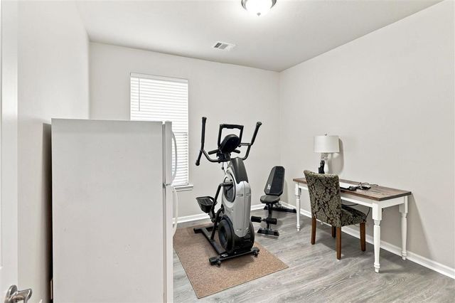 3234 Lake Crest Drive, Lake Charles, LA 70607