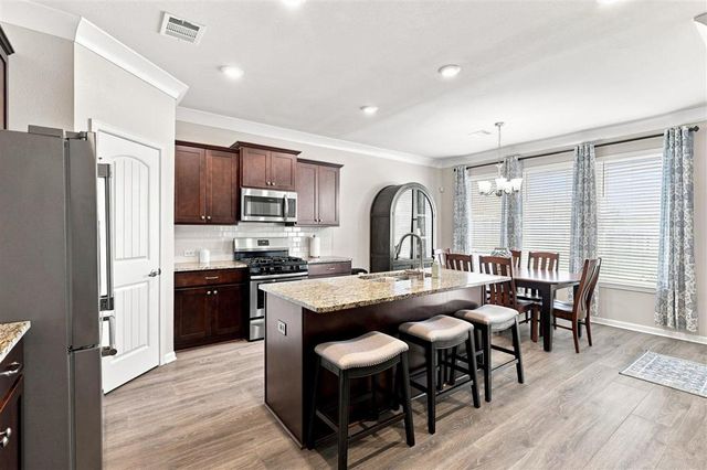 3234 Lake Crest Drive, Lake Charles, LA 70607