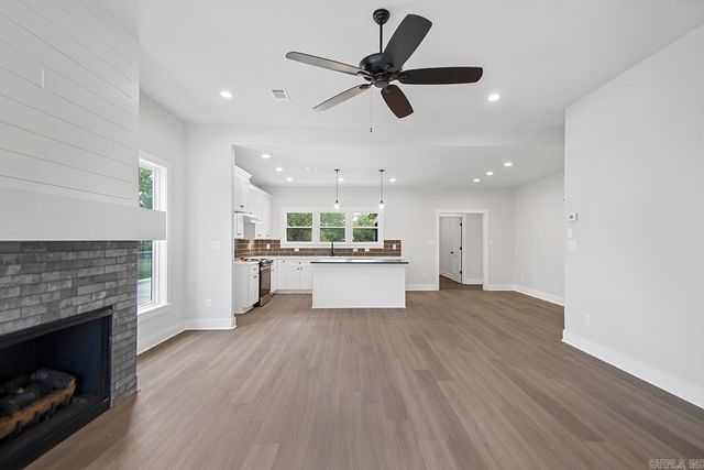 808 Richard Street, Hot Springs, AR 71913