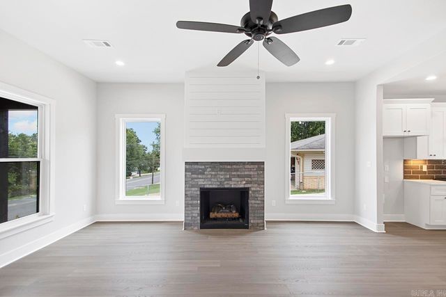 808 Richard Street, Hot Springs, AR 71913